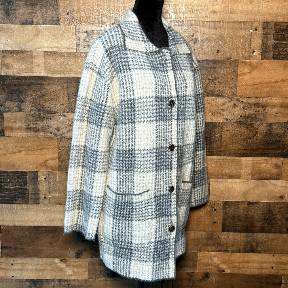Becool Women's Gray White Plaid Sweater Jacket Co… - image 2